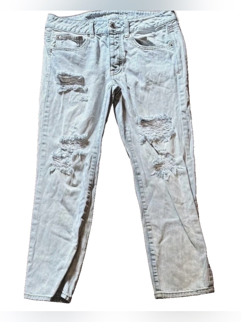 American Eagle Outfitters Light Blue Distressed Ankle Jeans